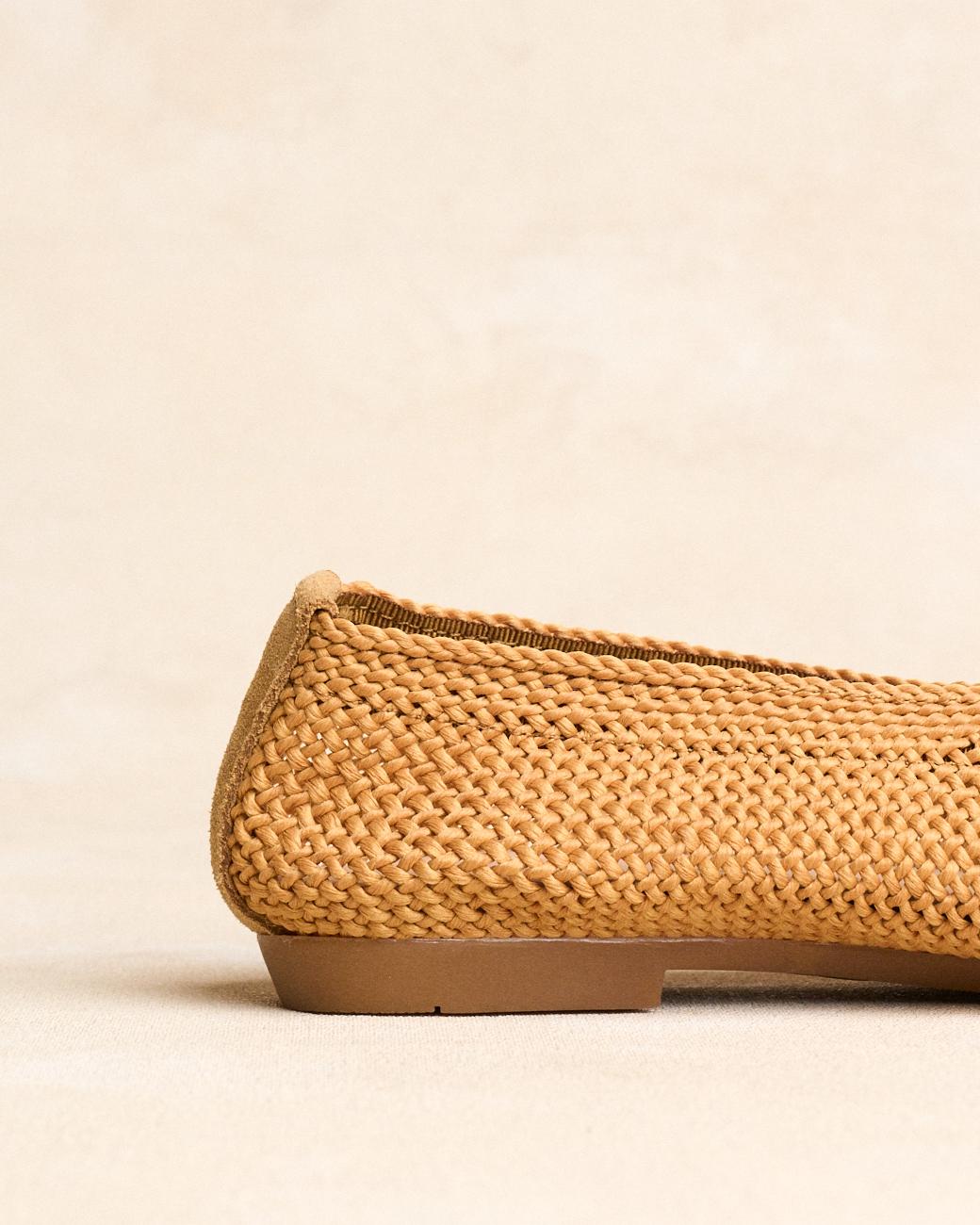 Uxue Mustard Ballet Flats