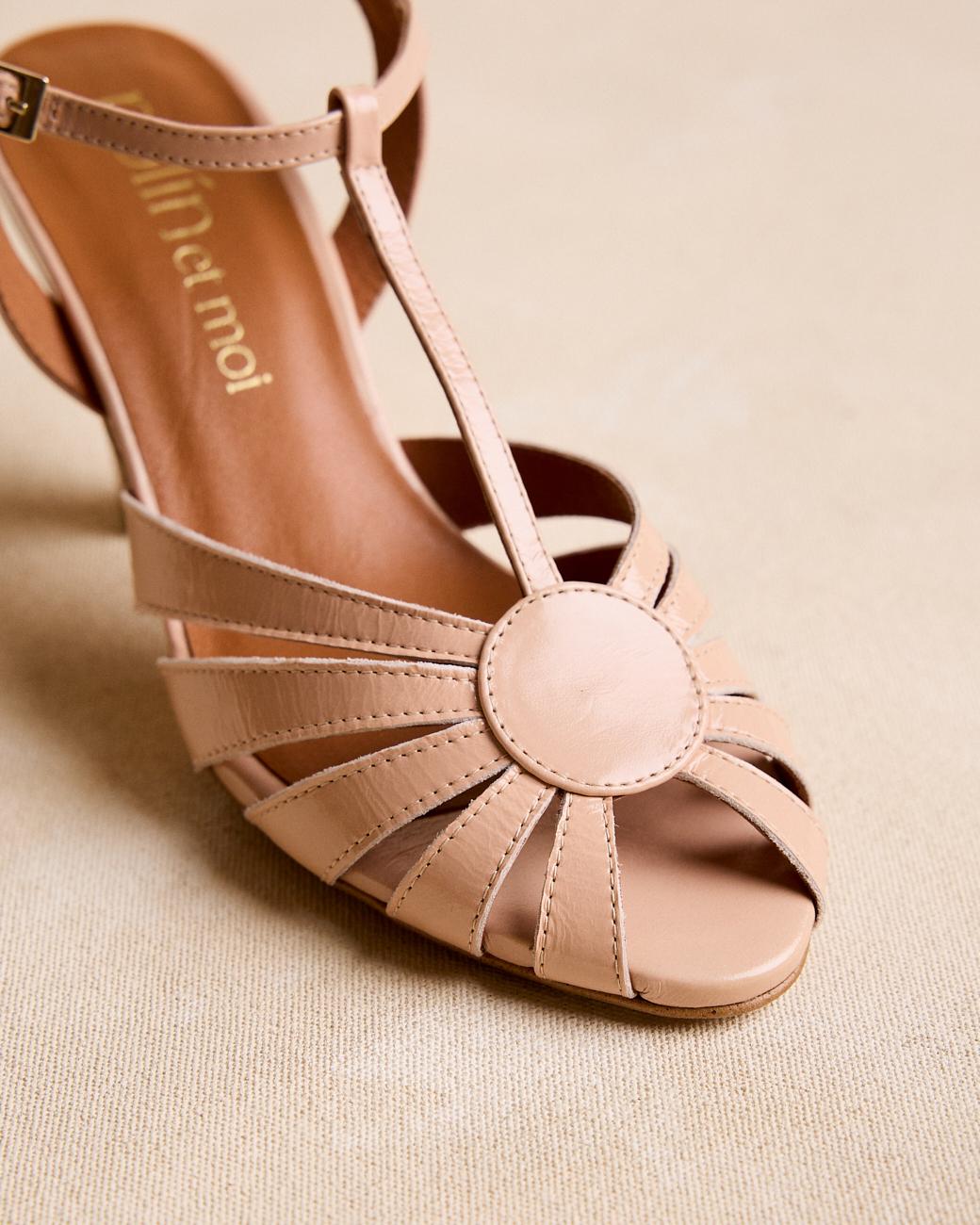 Livia Knot Sandal