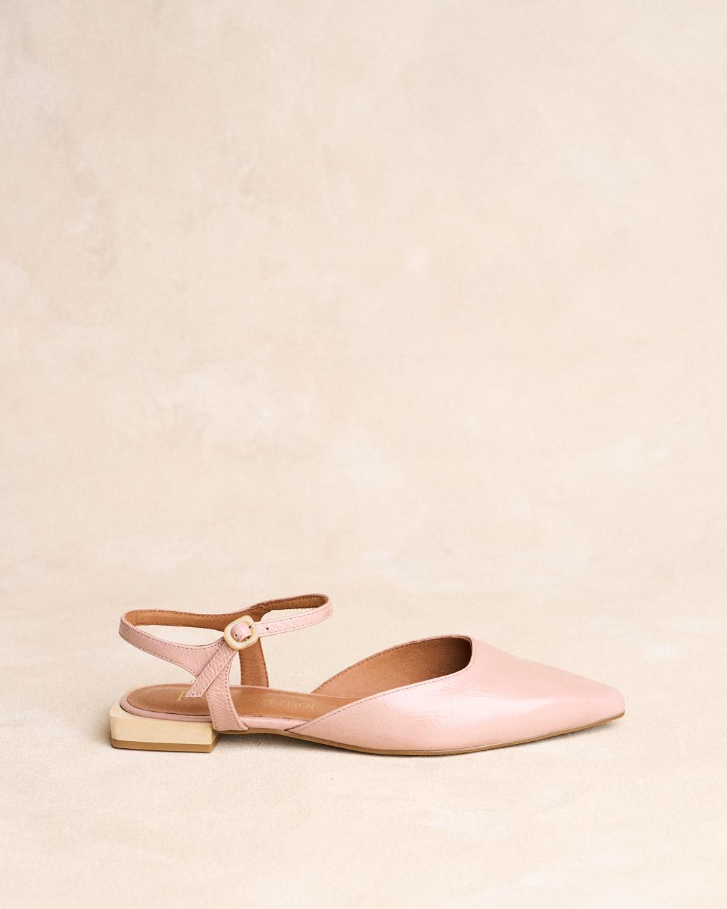 Makeup Shoe Ada