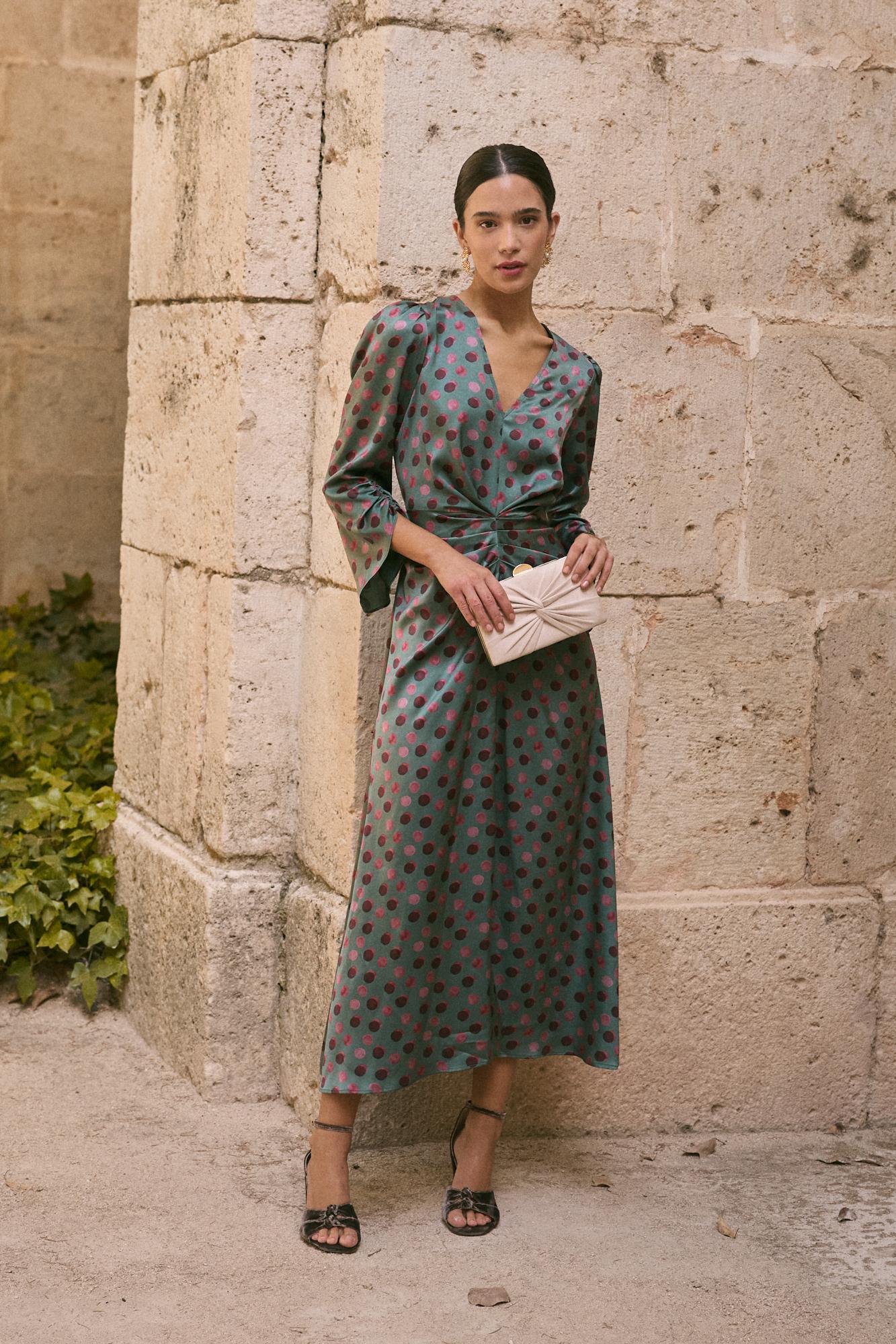 Guest Dress Trivias