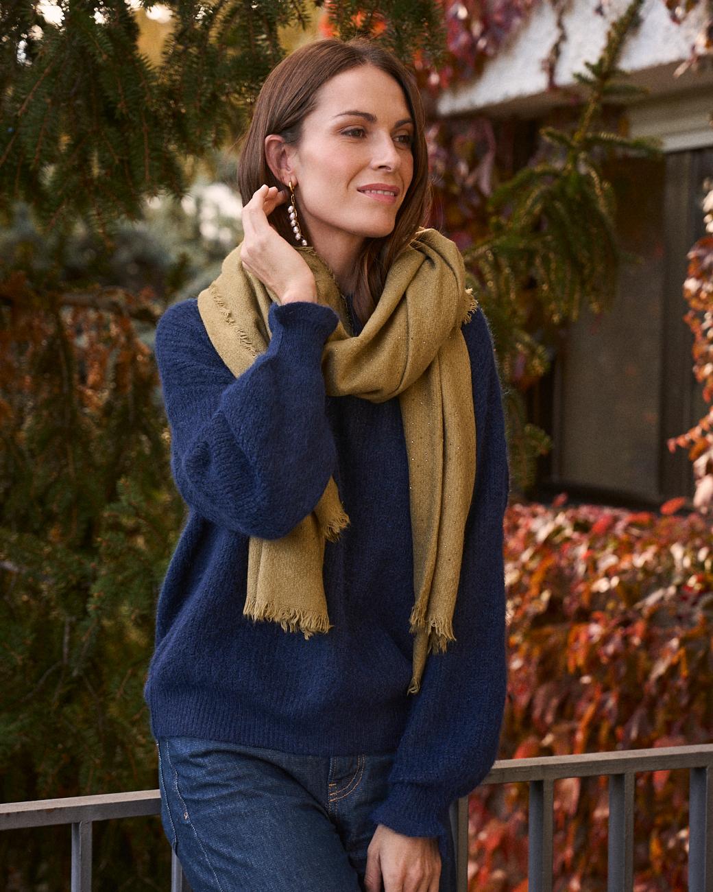 Vera Sparkling Scarf