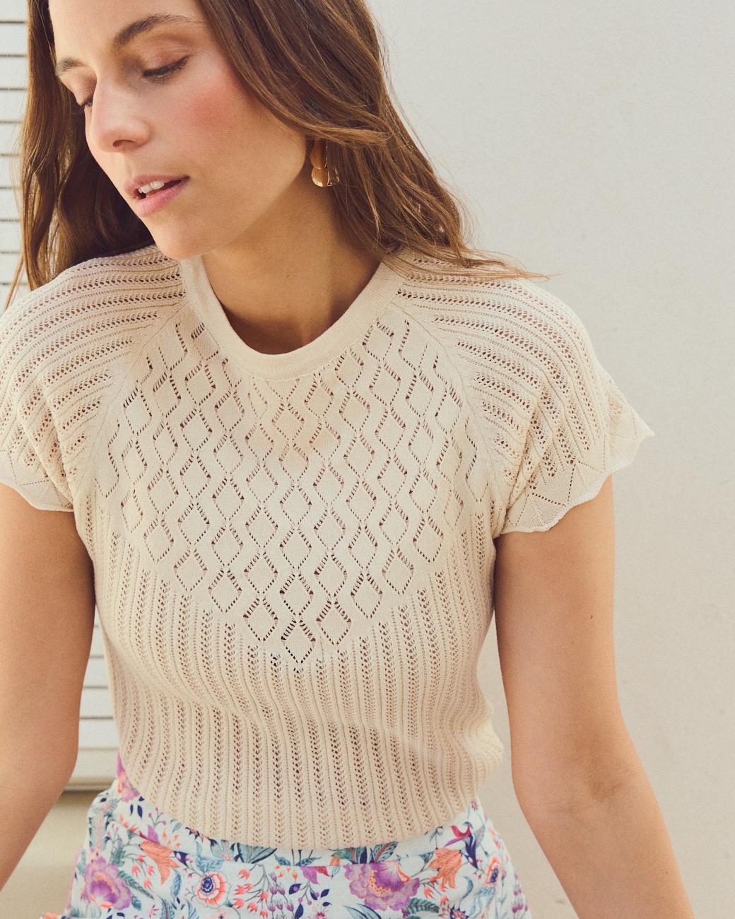 Amara Cutout Top