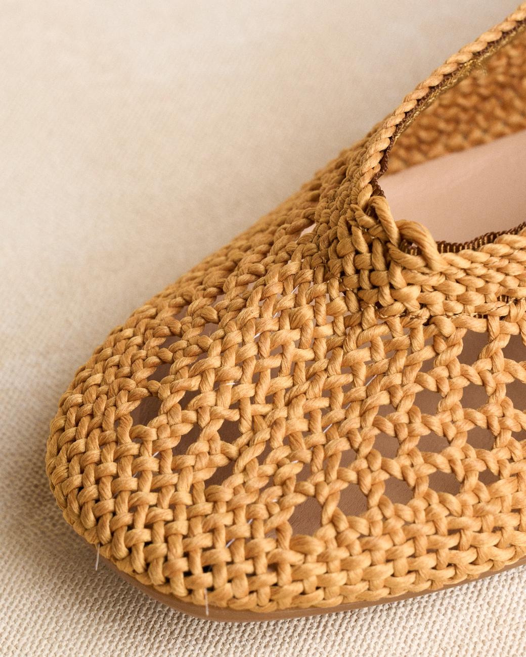 Uxue Mustard Ballet Flats
