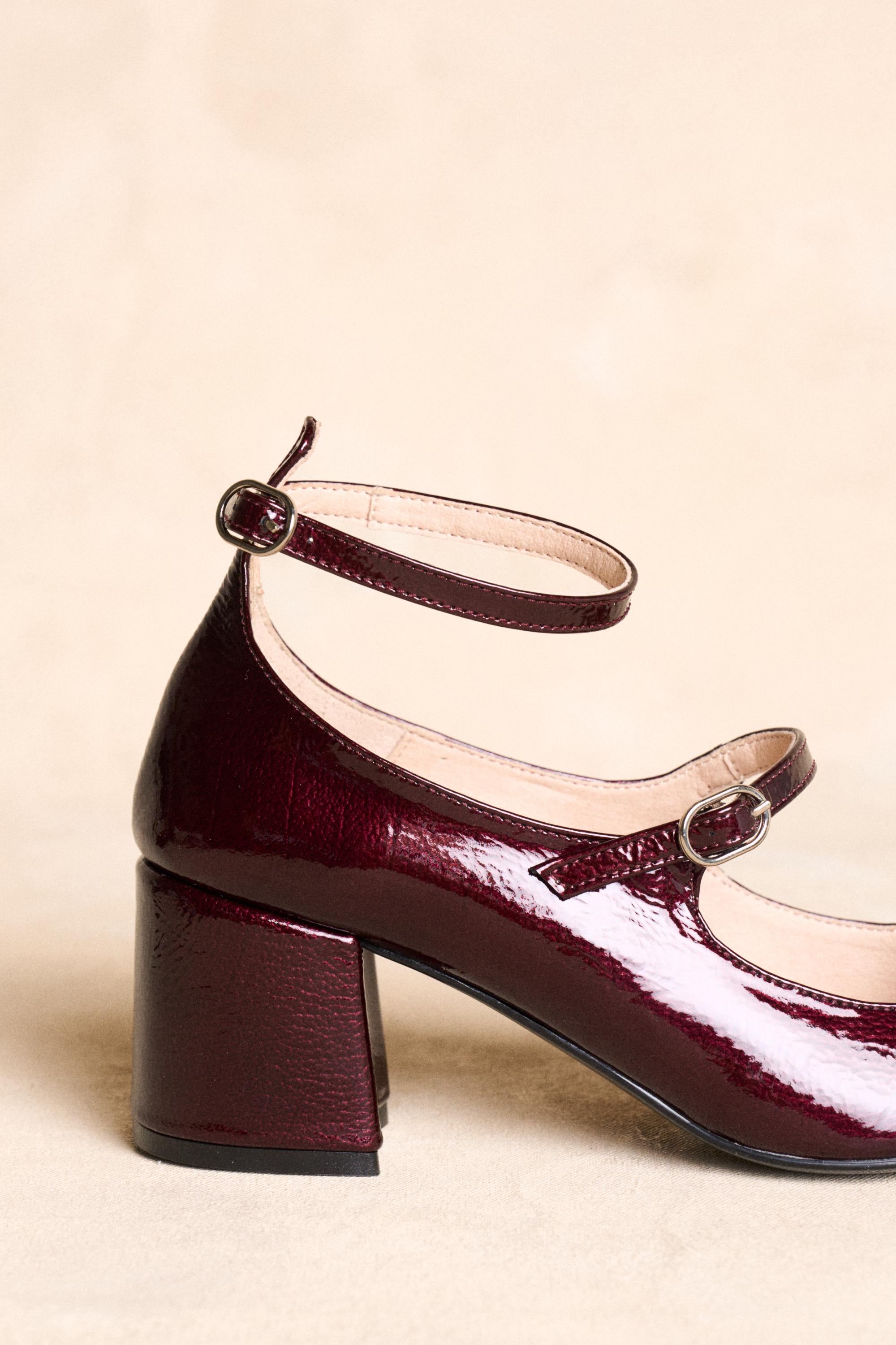 Vania Mary Jane Shoes