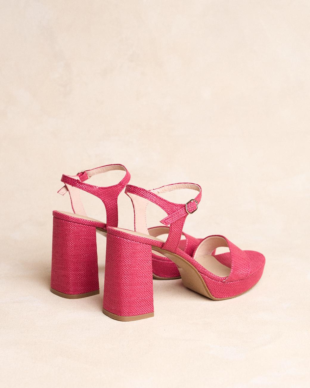 Ángela Guest Sandal