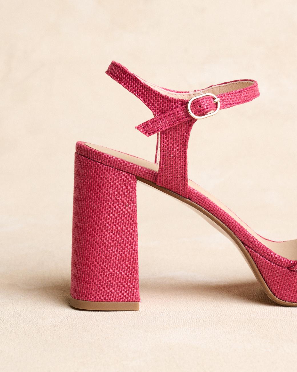 Ángela Guest Sandal